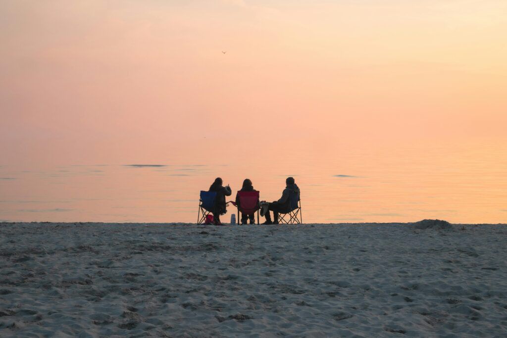Biogarden, buen regalo dia de la madre personas disfrutando del mar